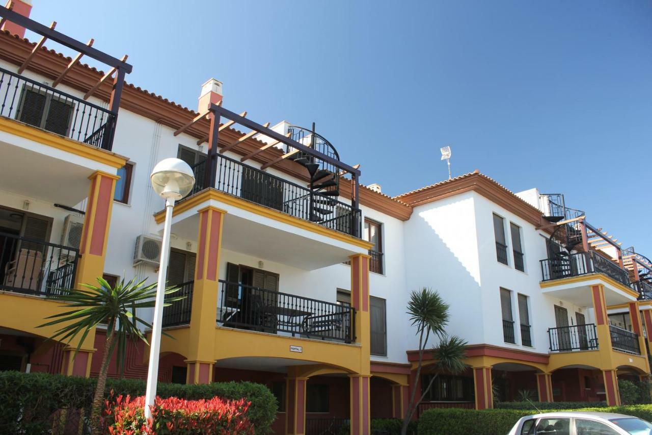 Con Jardin Y Acceso A La Piscina. Apartman Ayamonte Kültér fotó
